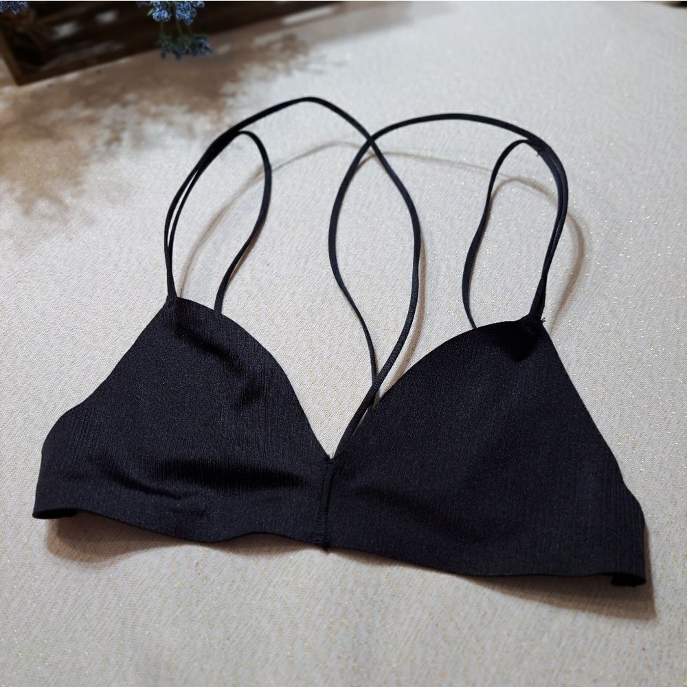 NWOT Urban Outfitters Spaghetti Strap Bralette